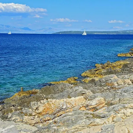 Marijeta - 20 M From Sea Stomorska